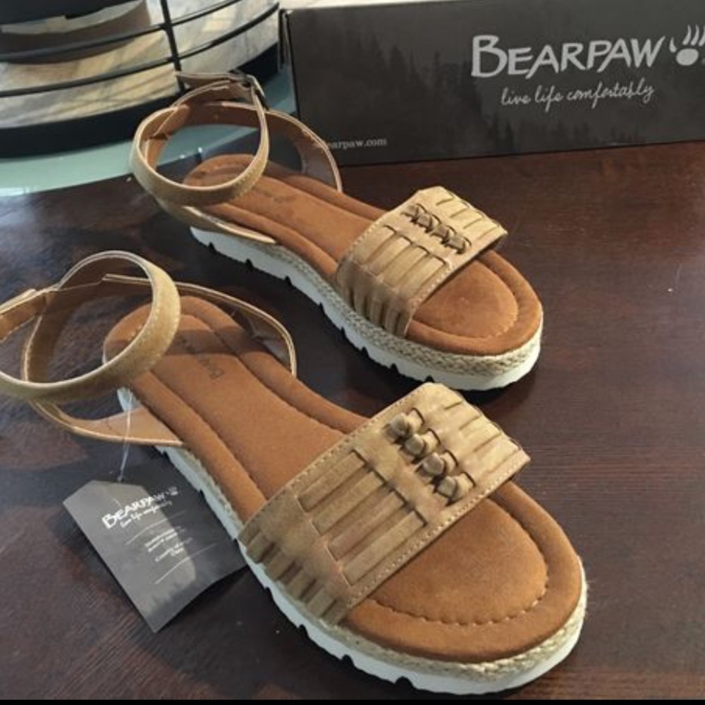 BEARPAW platform sandals Brand New
